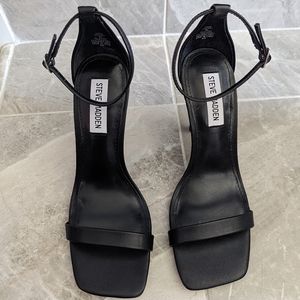 Steve Madden strap heels